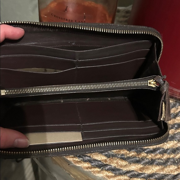 Bottega Veneta Dark Brown Woven Wallet - Picture 7 of 11